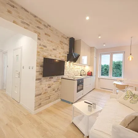 Apartment Family Luxury Comfort 2 Bedrooms & Playstation 4 & Panoramic View Of The Gdansk's Old Town & Free Private Parking